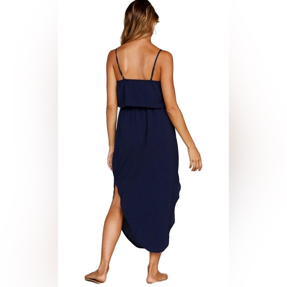 Versatile navy dress - holidays or any occasion - Picture 2 of 3